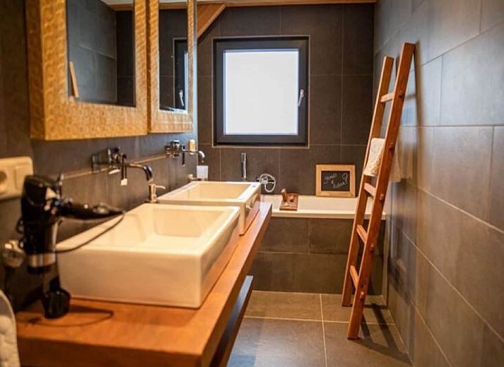 Guest house 440904 - Holiday property West Brabant - Droomeind Villa d'Oro