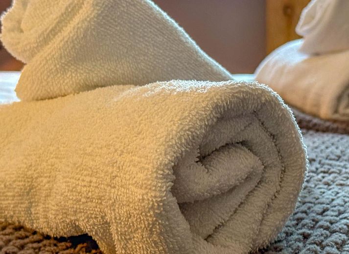 Cozy sitting area with a view in Villa Brocante, vacation home in Alphen, North Brabant.