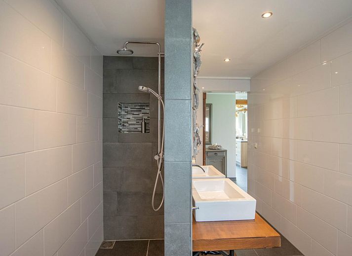 Bright and spacious interior of Villa Bianco in Alphen, West Brabant.