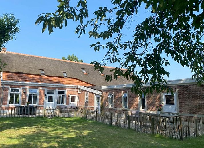 Romantisches Ambiente im Schlafzimmer des Ferienhauses in Hoogerheide, Nordbrabant.