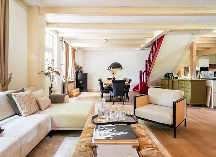 Gezellig ontbijt in vakantiehuis in Roosendaal, West Brabant, Noord Brabant.