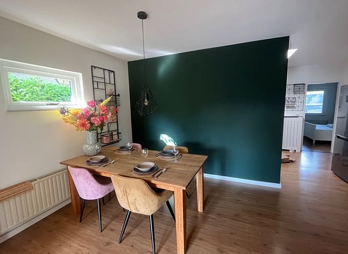 Guest house 442104 - Holiday property West Brabant - Vakantiehuisje in Oosterhout