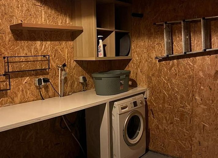 Guest house 442104 - Holiday property West Brabant - Vakantiehuisje in Oosterhout