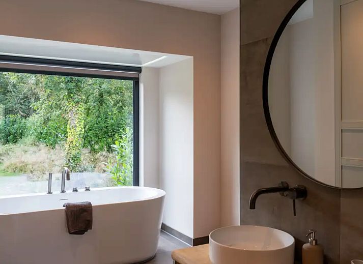Guest house 442121 - Holiday property West Brabant - Witte Bergvliet Villa