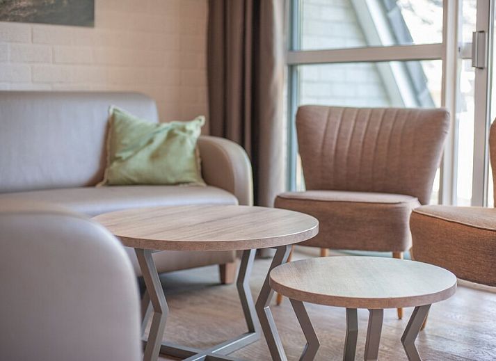 FV12 Comfort bungalow in Oosterhout, West Brabant, surrounded by nature with spacious terrace for relaxation.