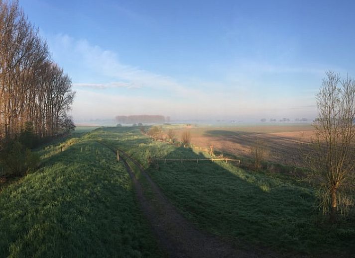 Vacation cottage in Drimmelen surrounded by green fields in West Brabant, North Brabant.