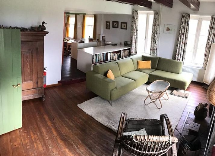 Vacation cottage in Drimmelen surrounded by green fields in West Brabant, North Brabant.