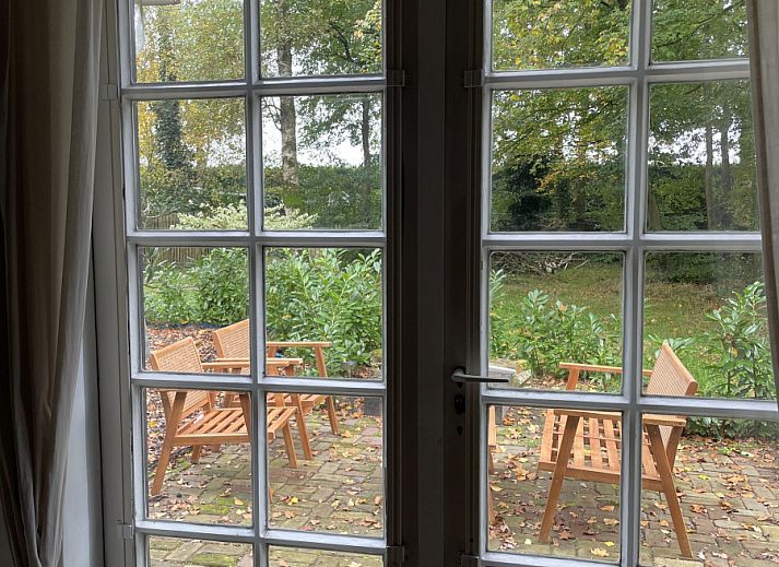 Comfortabele slaapkamer in vakantiehuis NB094, Molenschot, Noord Brabant, met rustgevend interieur.