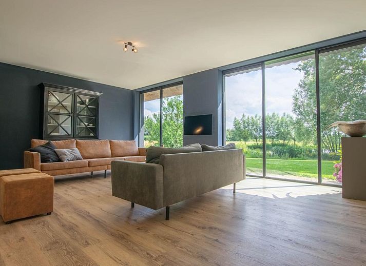 Gemuetliche Terrasse im Ferienhaus De Karkooi in Rijsbergen, Nordbrabant.