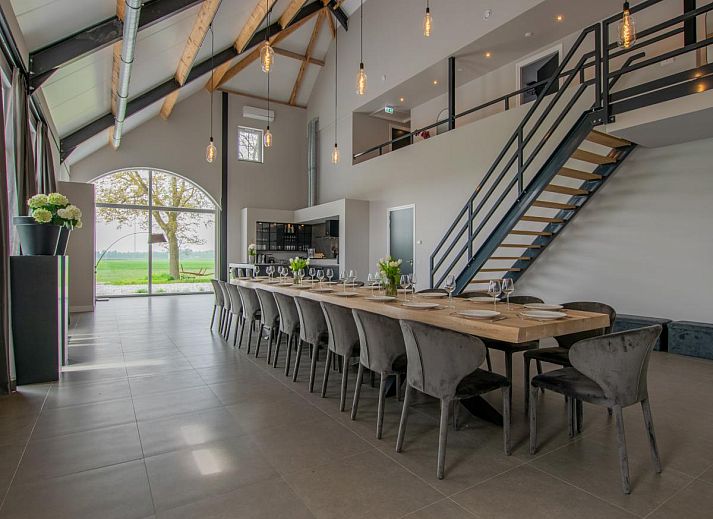 Ferienhaus Jonkershof in Lage Zwaluwe mit grossem Garten und moderner Architektur in Westbrabant.
