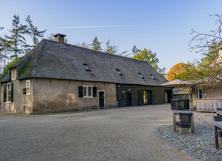 Aerial view of Jager en Hooijmijt, a vacation home in Ulvenhout AC, North Brabant, surrounded by nature and sweeping views.