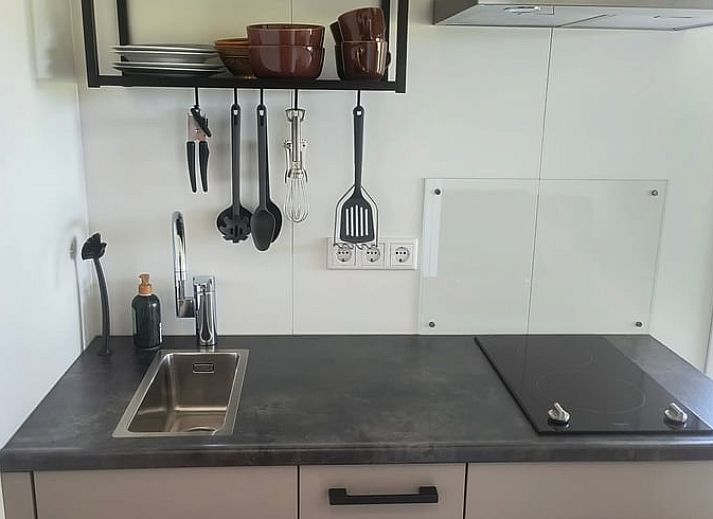 Gemuetliche Terrasse im Haus in Schijf Ferienhaus in Schijf, Nordbrabant.