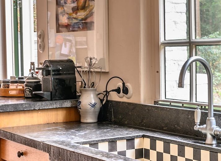 Gezellig terras bij Huisje in Putte, vakantiehuis in West Brabant, Noord Brabant.