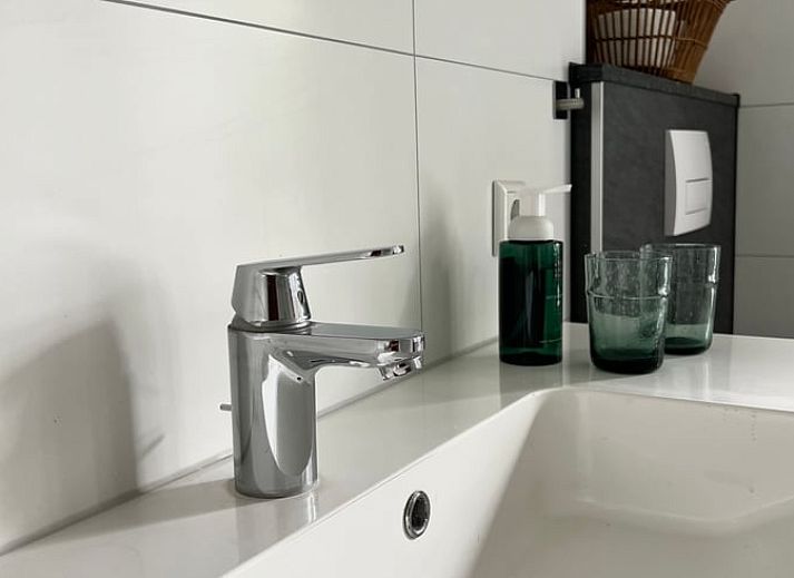 Vacation cottage in Strijbeek with beautiful garden in West Brabant, North Brabant.