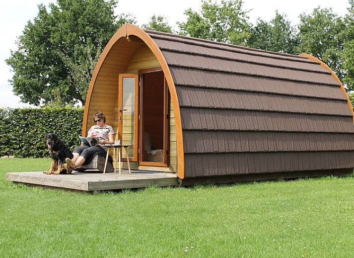 Charming cottage in Terheijden, West Brabant, with cycling and green surroundings.