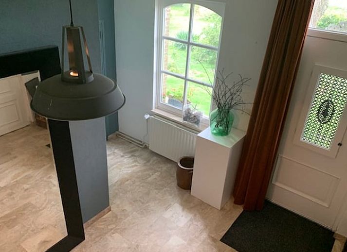 Vakantiehuisje in Moerstraten, Noord Brabant met charmant rieten dak en zonnige tuin. Perfecte vakantiewoning in West Brabant te midden van de natuur.