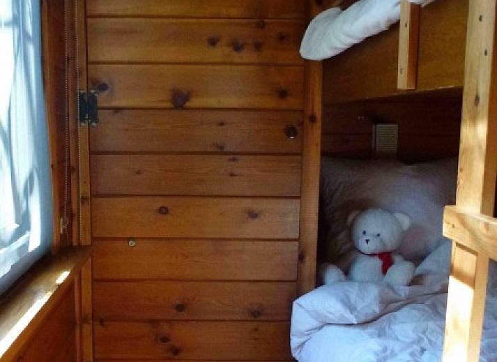 Ferienhaus Nr. 10 in Schoorl, Nordholland, charmantes Chalet in waldreicher Umgebung an der Nordseekste.