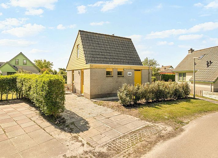 Guest house 4502114 - Holiday property Noordzeekust - Strandslag Bungalow 68