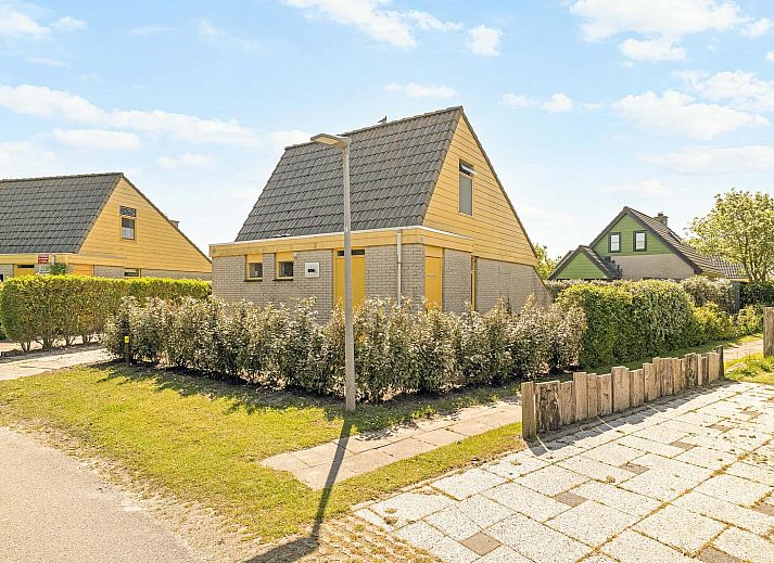 Guest house 4502114 - Holiday property Noordzeekust - Strandslag Bungalow 68