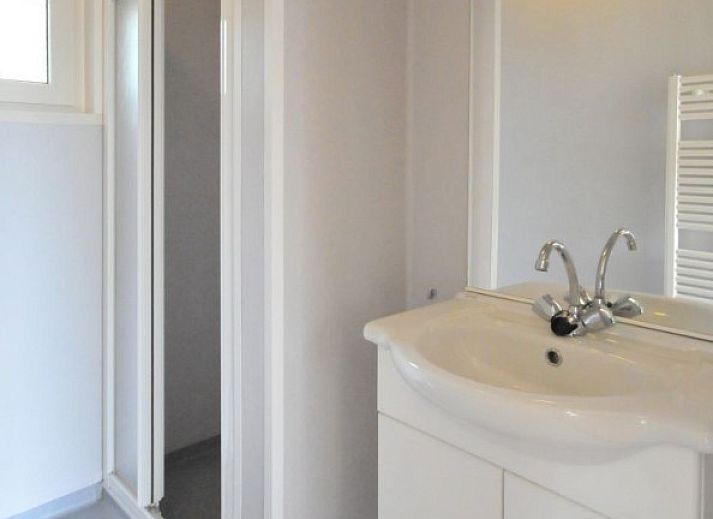 Unterkunft 4503174 - Ferienhaus Noordzeekust - Vrijstaande chalet EM6