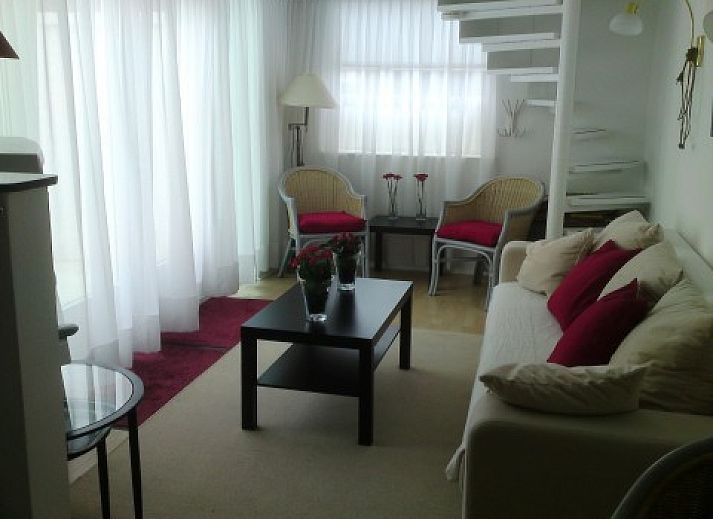 Zomerhuis DEZEESTER in Egmond aan Zee, charmant vakantiehuis aan de Noordzeekust met karakteristieke gevel.