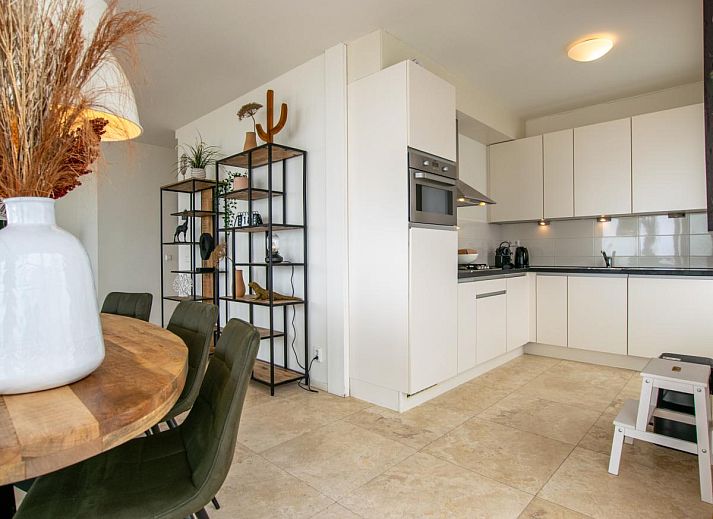 Krab aan Zee Ferienhaus in Egmond aan Zee mit moderner Architektur an der Nordseekueste von Nordholland.