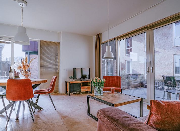 Das Ferienhaus Zeebaars in Egmond aan Zee bietet einen wunderschoenen Blick auf die Nordseekueste in Nordholland und ist ideal fuer Strandliebhaber.