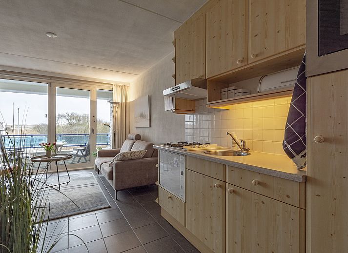 Enjoy the balcony of Callantsduyne 22 Groote Keeten, a vacation home in Callantsoog on the North Sea coast.