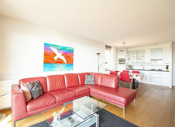 Blick auf den Parkplatz des Ferienhauses Duinerei C103 Groote Keeten in Callantsoog, Nordholland.