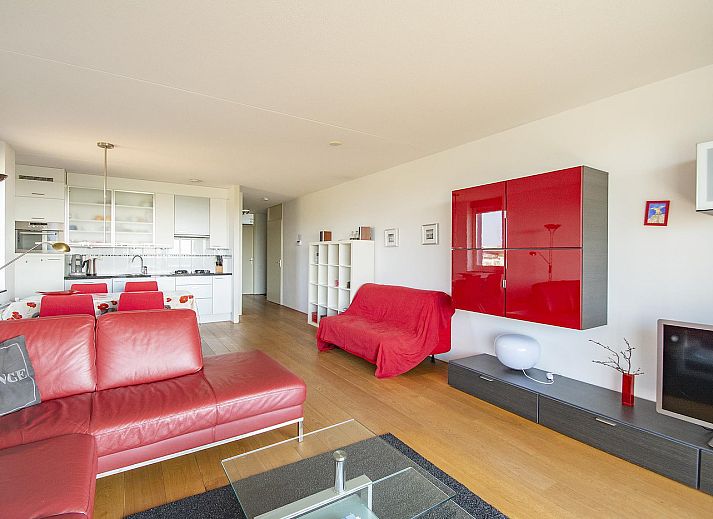 Blick auf den Parkplatz des Ferienhauses Duinerei C103 Groote Keeten in Callantsoog, Nordholland.