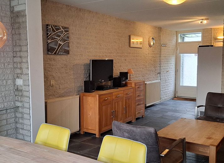 Guest house 4504149 - Holiday property Noordzeekust - Vakantiehuis Gemütlicher Bungalow für 4 Personen