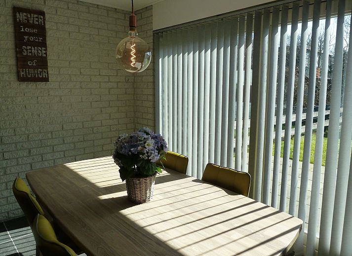 Guest house 4504149 - Holiday property Noordzeekust - Vakantiehuis Gemütlicher Bungalow für 4 Personen