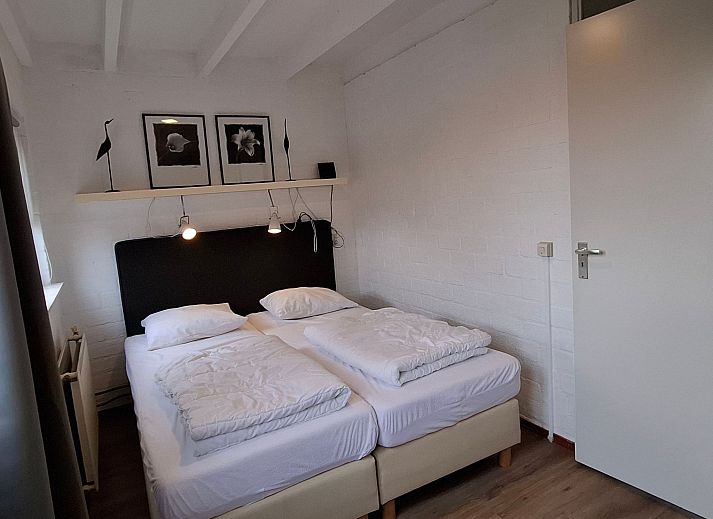 Guest house 4504150 - Holiday property Noordzeekust - Vakantiehuis Ferienbungalow Abbes mit Garten und Terrasse