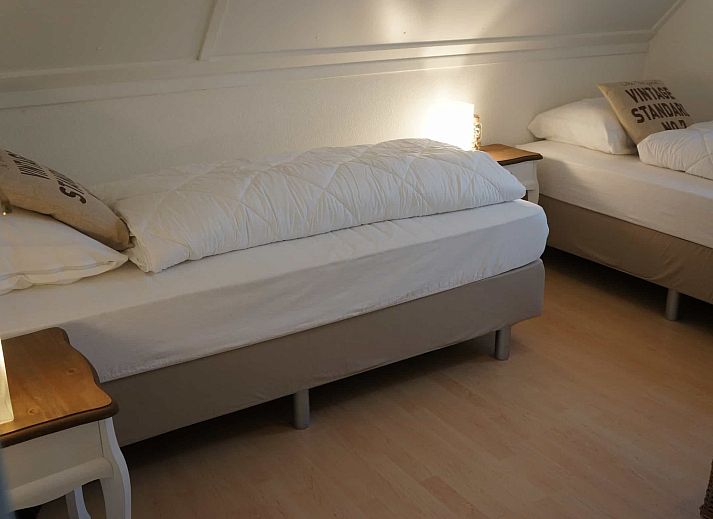 Guest house 4504156 - Holiday property Noordzeekust - Vakantiehuis "Buiten 5" mit Terrasse und privatem Garten