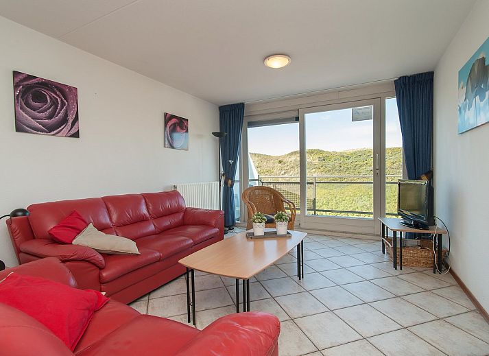 Gemuetliches Wohnzimmer des Ferienhauses Wijde Blick 310 Callantsoog an der Nordseekueste in Nordholland