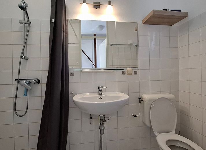 Unterkunft 4504176 - Ferienhaus Noordzeekust - Vakantiehuis "De Korre 4" mit privatem Garten und Terrasse