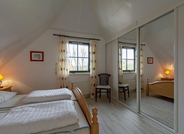 Luftaufnahme der Ferienhaeuser Buitenplaats 145 Callantsoog in gruener Umgebung an der Nordseekueste.