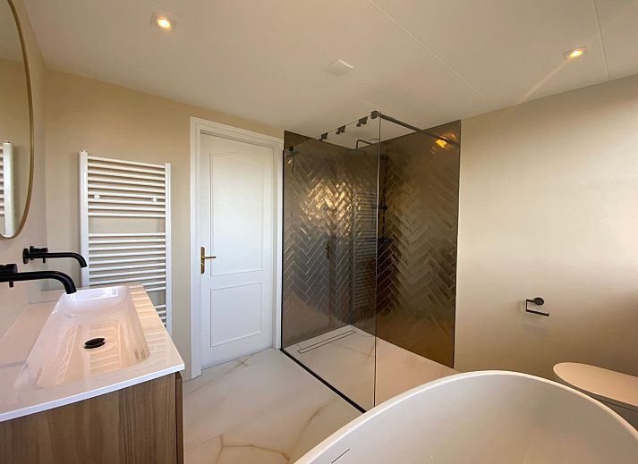 Unterkunft 4504199 - Ferienhaus Noordzeekust - Vakantiehuis Villa Rembrandt