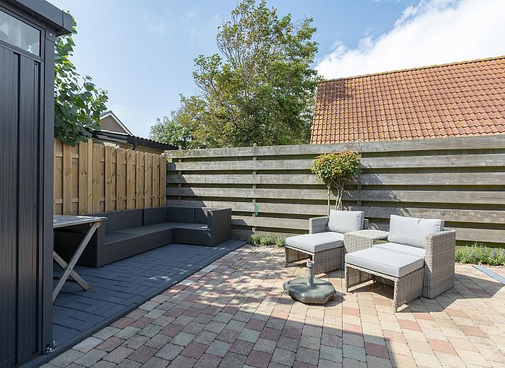 Driveway of Stuijvezandeweg 7Z Callantsoog vacation home on the North Sea coast North Holland.