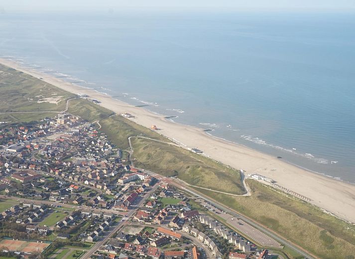 Adembenemend uitzicht vanaf het balkon van Wijde Blick 206 Callantsoog, vakantiehuis aan de Noordzeekust.