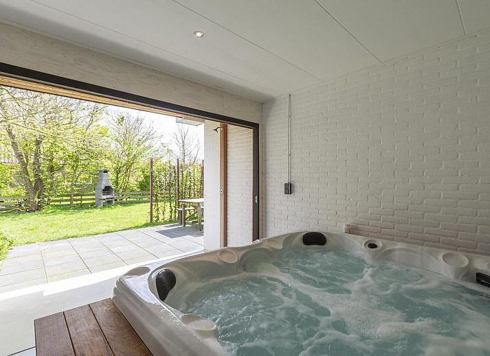 Unterkunft 4504261 - Ferienhaus Noordzeekust - Garnekuul 6 | Jacuzzi | 8 Pers