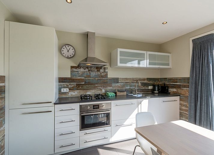 Unterkunft 4504261 - Ferienhaus Noordzeekust - Garnekuul 6 | Jacuzzi | 8 Pers