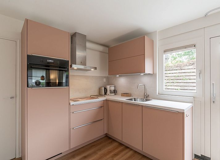 Guest house 4504299 - Holiday property Noordzeekust - Effe Sprage