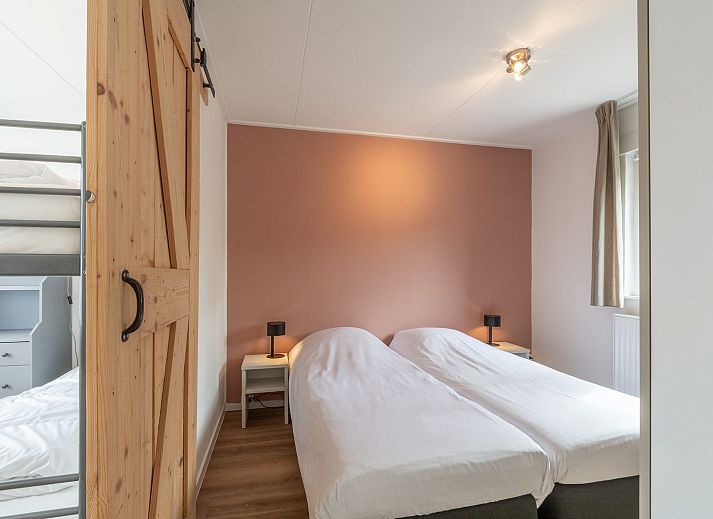 Guest house 4504299 - Holiday property Noordzeekust - Effe Sprage