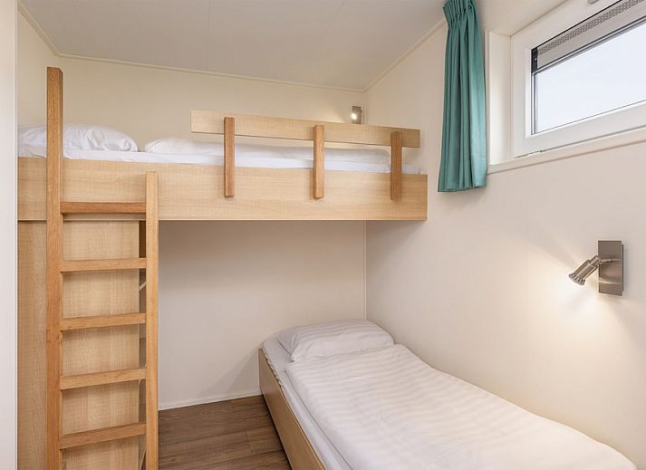 Guest house 450431 - Holiday property Noordzeekust - Lodge 6B