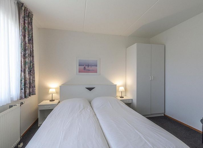 Guest house 4504320 - Holiday property Noordzeekust - Beach Appartement 05
