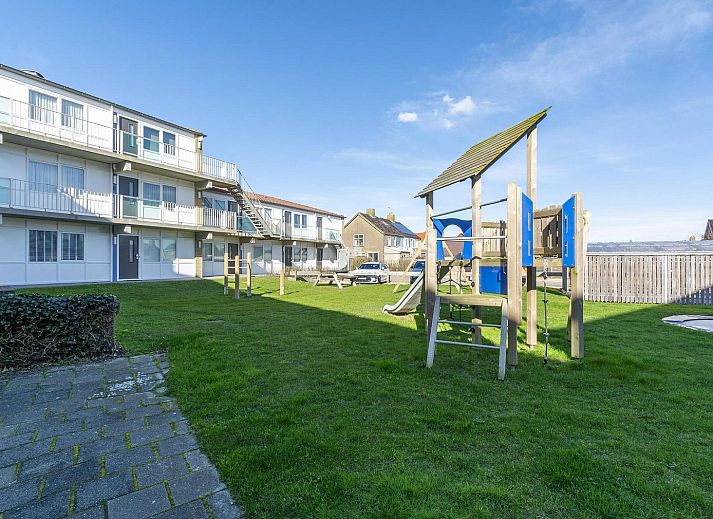 Guest house 4504320 - Holiday property Noordzeekust - Beach Appartement 05