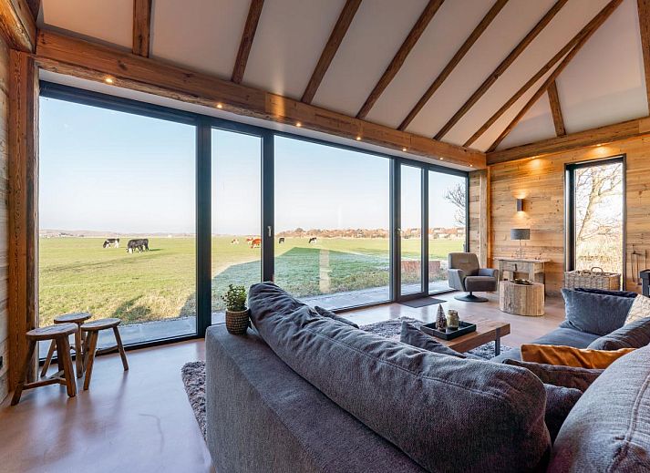 Ruhige Umgebung des Ferienhauses De Bonte Specht in Callantsoog, umgeben von Natur an der Nordseekueste.