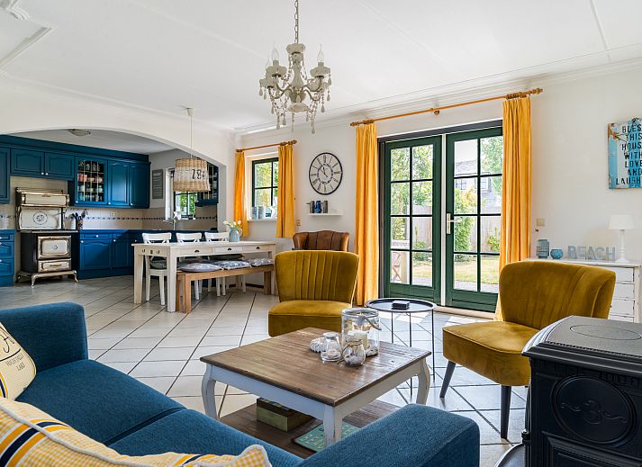 Freistehendes Haus in Callantsoog, ein charmantes Ferienhaus an der Nordseekste in Nordholland, umgeben von grner Natur und Ruhe.