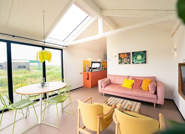 Callants Comfort 4 vacation home with modern veranda in Callantsoog, North Sea coast, North Holland.